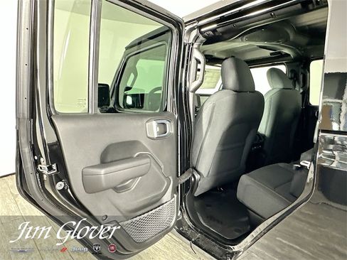 New 2026 Jeep Gladiator Sport image 13