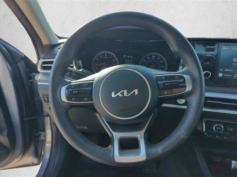 Used 2022 Kia K5 LXS FWD image 13