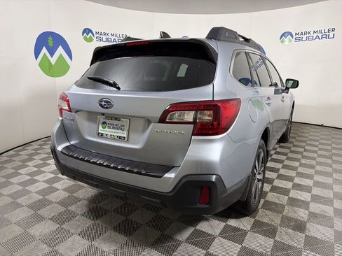 Used 2019 Subaru Outback 2.5i Limited w/ Popular Package #2 image 6