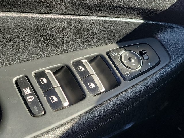 Used 2020 Hyundai Santa Fe SEL w/ Convenience Package AWD/4WD image 18