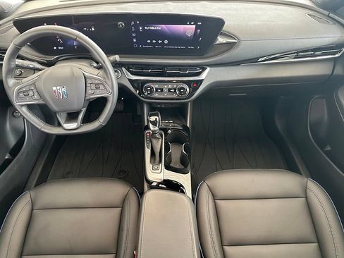 Used 2025 Buick Envista Sport Touring w/ Convenience I Package FWD image 18