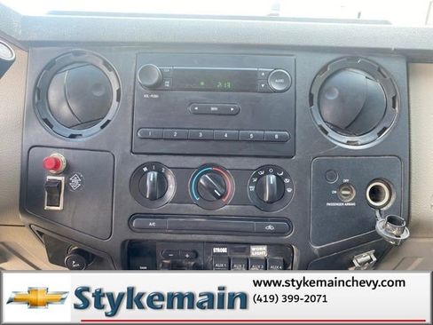 Used 2008 Ford F550 4x4 Regular Cab Super Duty image 17