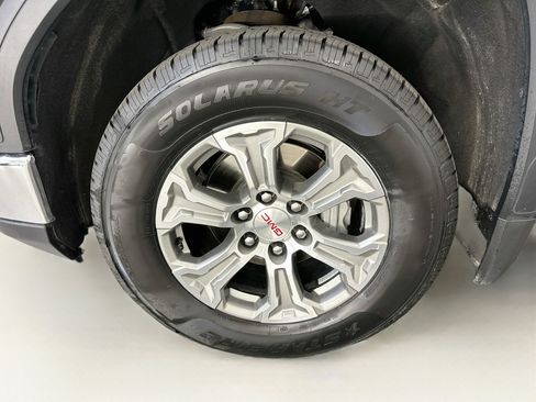 Used 2025 GMC Sierra 1500 SLT AWD/4WD image 35