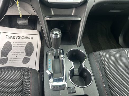 Used 2017 Chevrolet Equinox LT w/ Convenience Package image 10