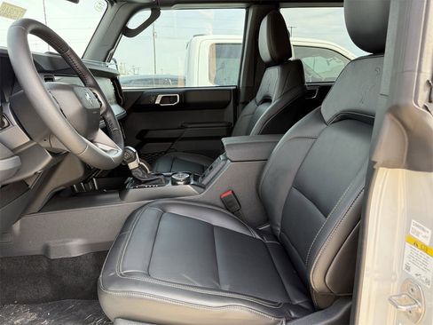 New 2026 Ford Bronco Badlands image 20