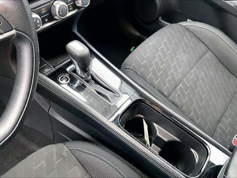 Certified 2024 Nissan Kicks SV image 16