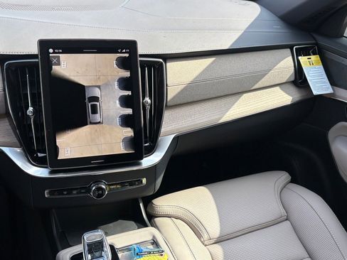 New 2026 Volvo XC90 B6 Ultra w/ Protection Package image 11