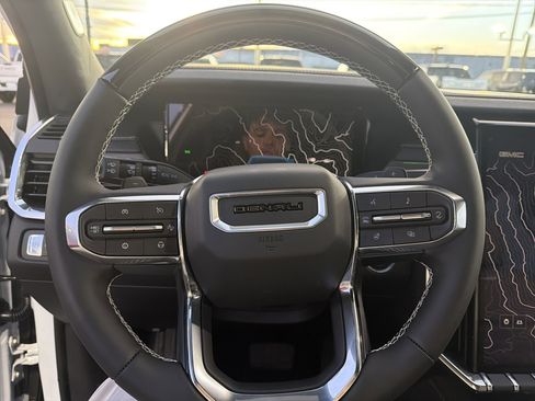 New 2026 GMC Acadia Denali Ultimate image 11