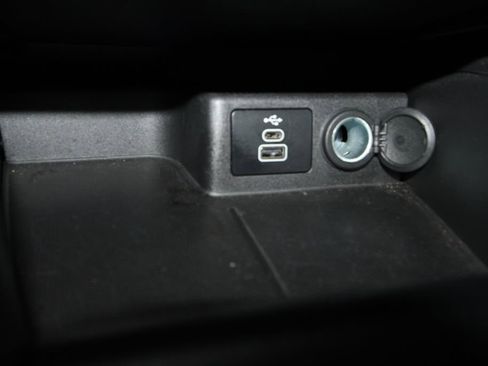 Used 2025 Ford Escape ST-Line Elite w/ Class II Trailer Tow Package image 17