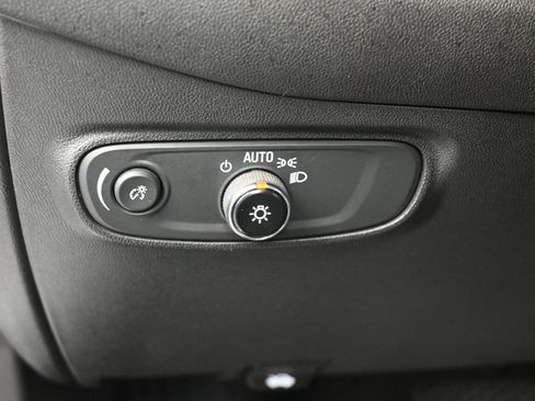 Used 2024 Chevrolet Equinox RS w/ RS Leather Package image 16