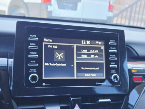 Used 2021 Toyota Camry SE image 24