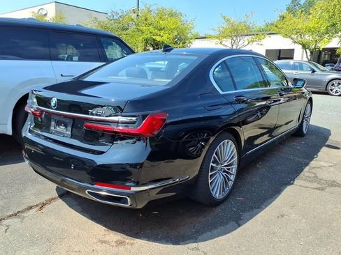 Used 2020 BMW 740i xDrive w/ Luxury Rear Seating Package AWD/4WD image 7