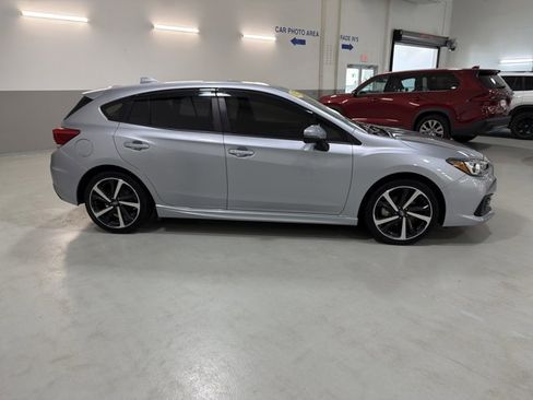 Used 2023 Subaru Impreza 2.0i Sport AWD/4WD image 10