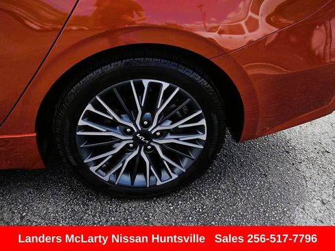 Used 2024 Kia Forte GT-Line FWD image 12