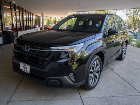 Certified 2025 Subaru Forester Touring w/ Protection Package AWD/4WD image 3