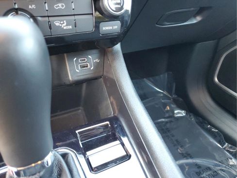 Used 2024 Jeep Compass Latitude image 26