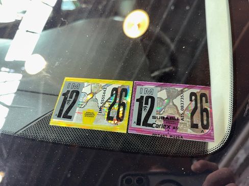 Used 2017 Subaru Outback 2.5i Premium image 11