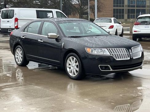 Used 2011 Lincoln MKZ image 7