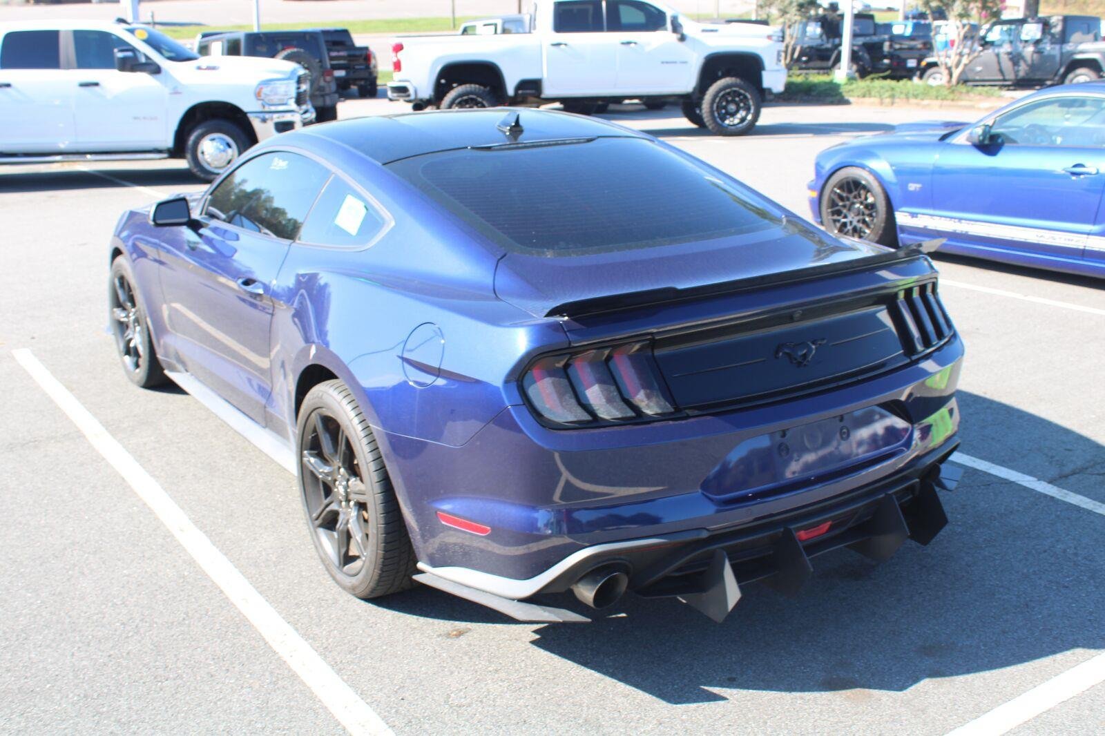 Used 2020 Ford Mustang Premium w/ Equipment Group 201A RWD image 8