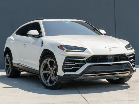Used 2020 Lamborghini Urus AWD/4WD image 5