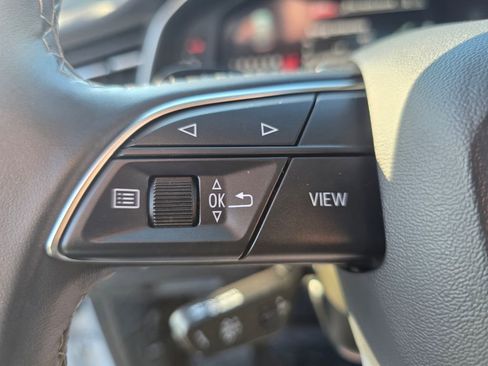 Used 2023 Audi Q8 Premium Plus image 23