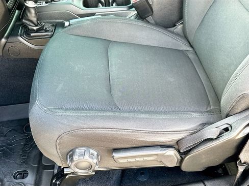 Used 2021 Jeep Wrangler Unlimited Sport image 18
