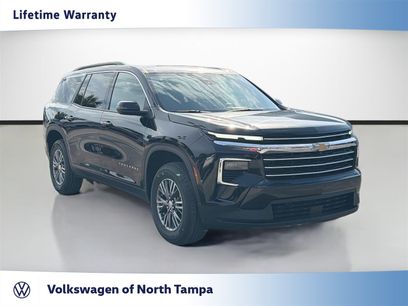 Used 2025 Chevrolet Traverse LT