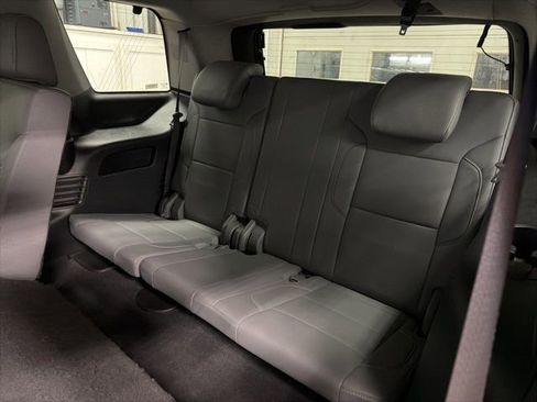 Used 2020 Chevrolet Tahoe LT image 35