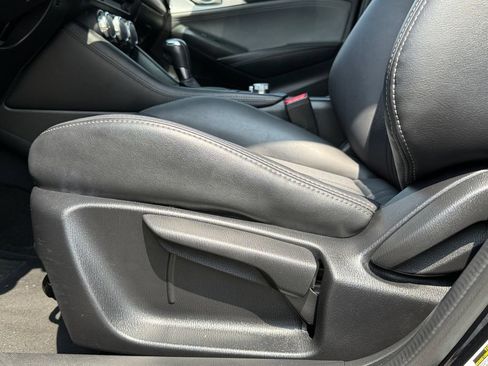 Used 2019 MAZDA CX-3 Touring AWD/4WD image 8