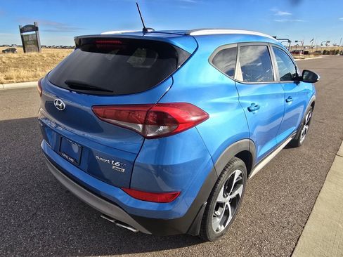 Used 2017 Hyundai Tucson Sport image 5
