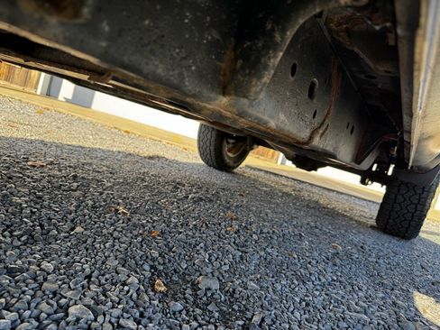 Used 2016 Nissan Frontier SV image 14