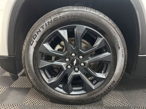 Used 2021 Chevrolet Traverse RS image 45