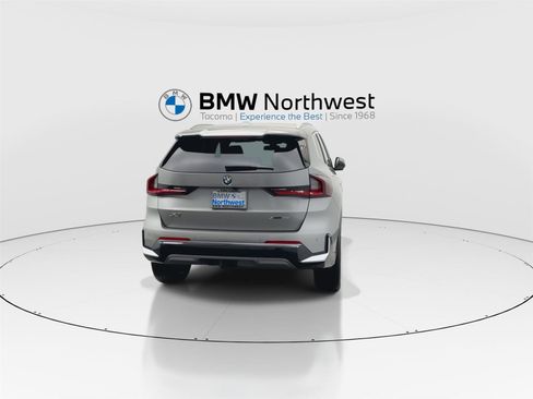 New 2026 BMW X1 xDrive28i w/ Technology Package image 2