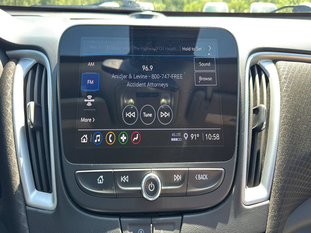 Used 2024 Chevrolet Malibu LT FWD image 24