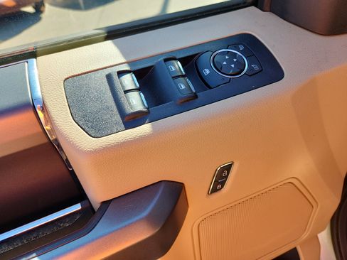 Used 2018 Ford F150 XLT w/ Equipment Group 302A Luxury image 21