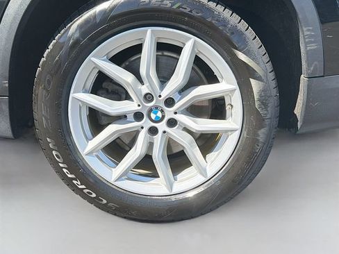 Used 2020 BMW X5 xDrive40i w/ Premium Package AWD/4WD image 29