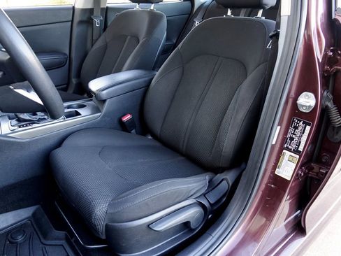 Used 2020 Kia Optima LX image 6