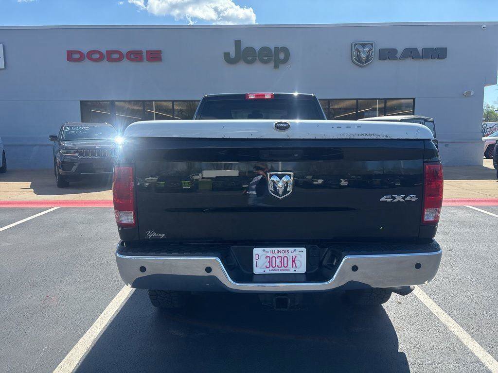Used 2016 RAM 3500 Tradesman w/ Chrome Appearance Group AWD/4WD image 7