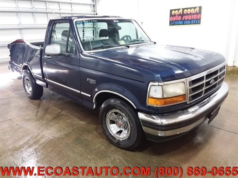 Used 1994 Ford F150 XL image 1