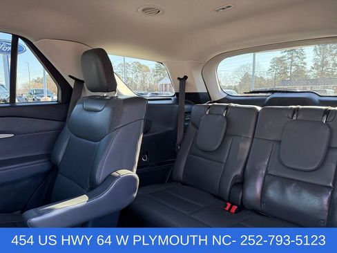 Certified 2025 Ford Explorer Active w/ Active Comfort Package RWD image 20