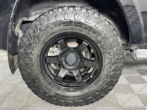 Used 2018 Toyota 4Runner TRD Off-Road image 31