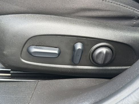 Used 2024 Chevrolet Malibu LT FWD image 19