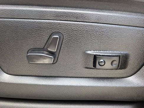 Used 2024 RAM 2500 Laramie image 15