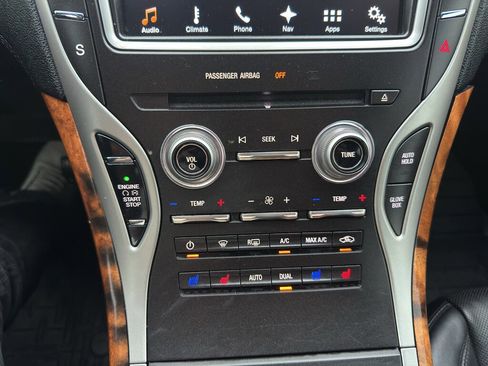 Used 2016 Lincoln MKX Reserve w/ Climate Package FWD image 15