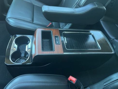 Used 2023 Lincoln Aviator Reserve w/ Equipment Group 201A image 16