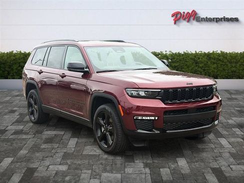 Used 2024 Jeep Grand Cherokee L Limited w/ Black Appearance Package AWD/4WD image 51