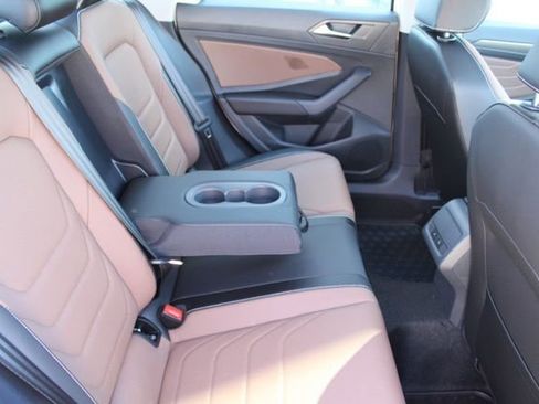 New 2026 Volkswagen Jetta SEL FWD image 15