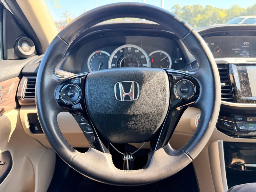 Used 2017 Honda Accord EX-L image 21
