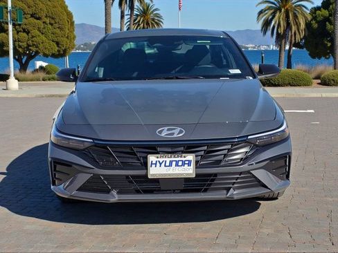 New 2026 Hyundai Elantra SEL Sport Premium FWD image 3