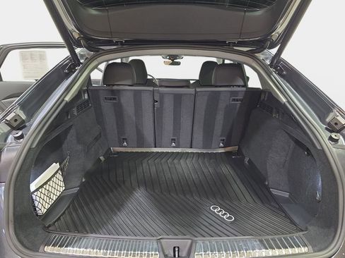Used 2025 Audi Q5 Prestige w/ 20" Wheel Package AWD/4WD image 14